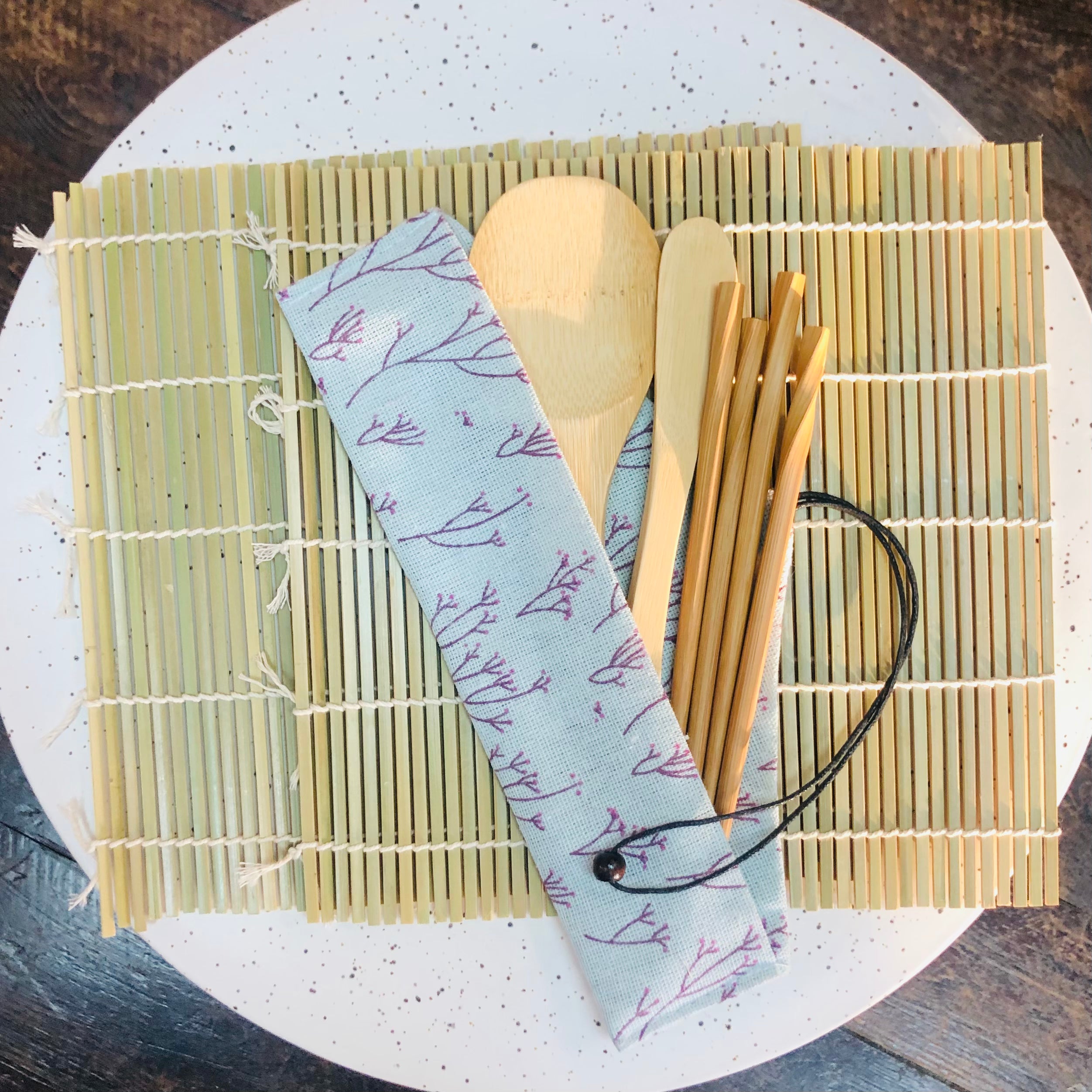 New Sushi Making Kit Bamboo Set With Sushi Rolling Mat Sushi